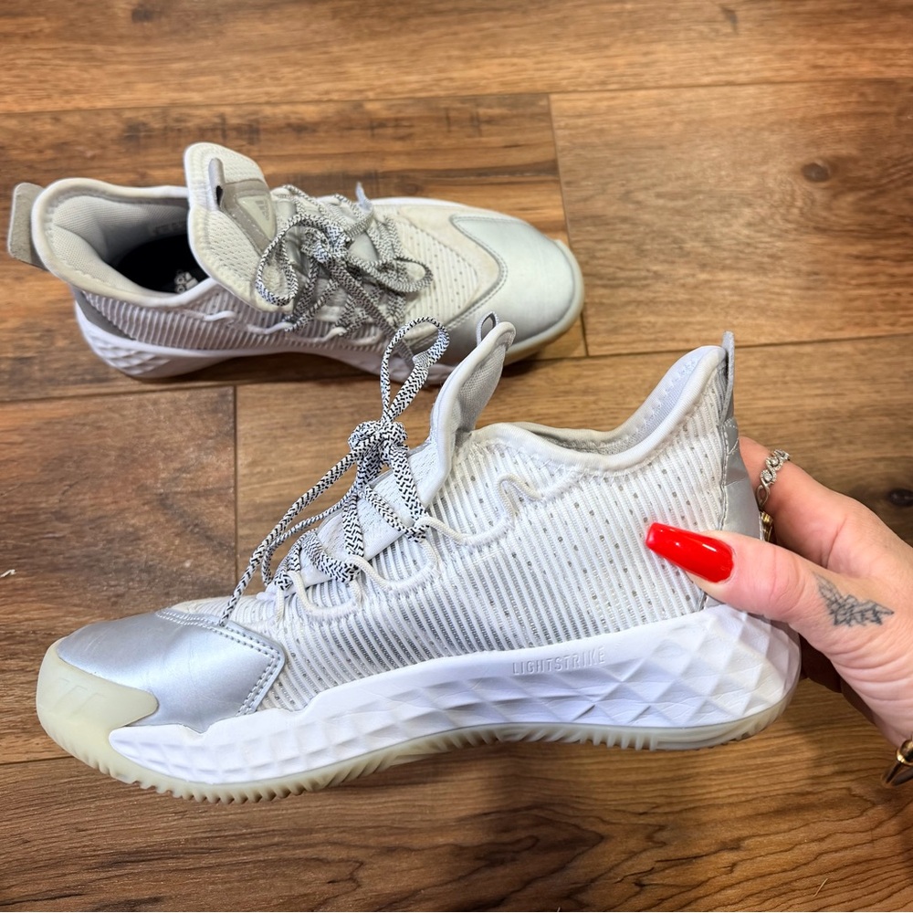 Adidas Men’s Athletic Silver Sneakers